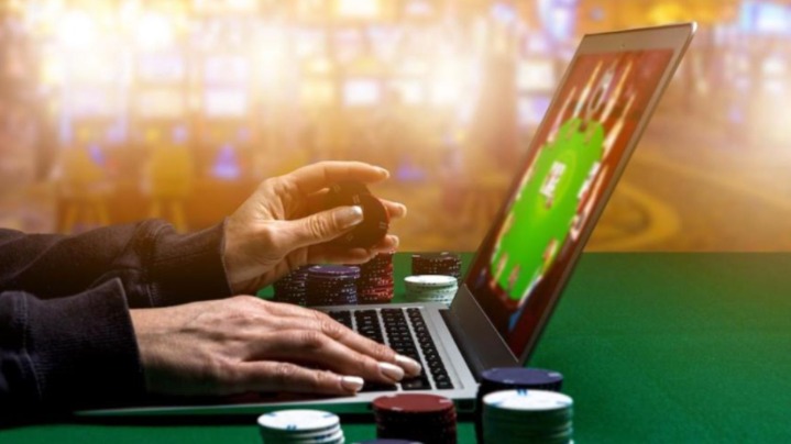 Differences Between RNG-based And Reside Dealer Online Casino Video Games For Players